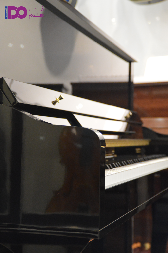 پیانو طرح آکوستیک یاماها مدل UP85