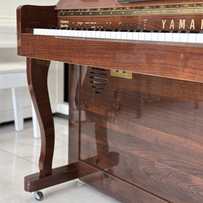 پایه پیانو طرح آکوستیک Yamaha DPH 520 قهوه ای