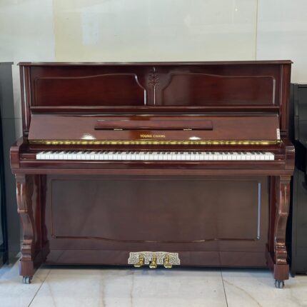 پیانو اکوستیک یانگ چانگu-121