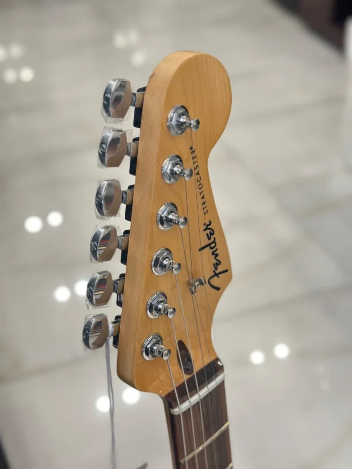 Fender Standard Stratocaster HSS - Black